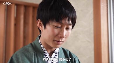 【中文字幕】都会の喧騒を离れた旅先で 偶然出会った人妻・かなさんと… ゆきずりの中出し温泉交尾